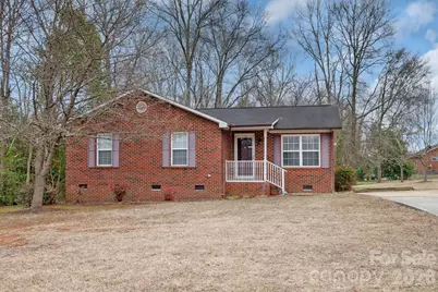 134 E East Avenue, Monroe, NC 28110 - Photo 1