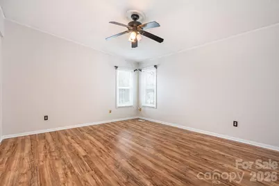 11230 Mallard Crossing Drive, Charlotte, NC 28262 - Photo 9