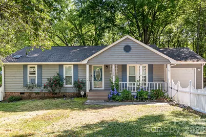 11230 Mallard Crossing Drive, Charlotte, NC 28262 - Photo 1