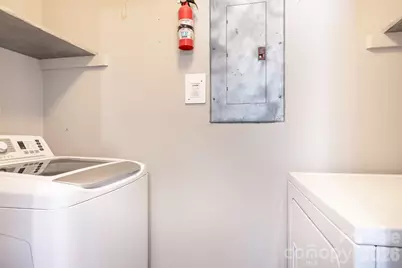 11230 Mallard Crossing Drive, Charlotte, NC 28262 - Photo 13