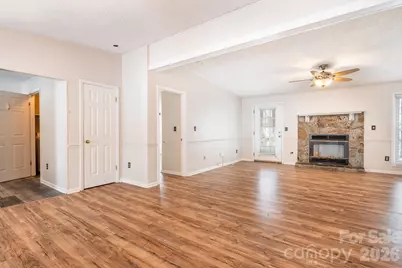11230 Mallard Crossing Drive, Charlotte, NC 28262 - Photo 3