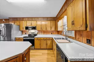 372 Holly Hills Dr, Troy, NC 27371 - Photo 13