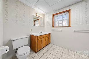 372 Holly Hills Dr, Troy, NC 27371 - Photo 37