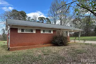 5164 Lavern St, Conover, NC 28613 - Photo 11