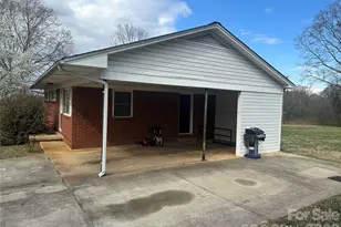 5164 Lavern St, Conover, NC 28613 - Photo 3