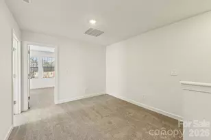 8124 Hidden Spgs Trl, Charlotte, NC 28216 - Photo 13