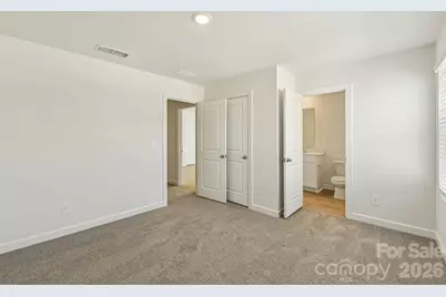 8124 Hidden Springs Trail, Charlotte, NC 28216 - Photo 15