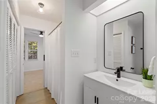 9231 Kings Canyon Dr, Charlotte, NC 28210 - Photo 17