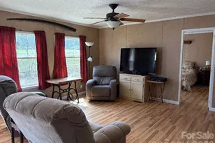 1735 Roy Caldwell St, Morganton, NC 28655 - Photo 5