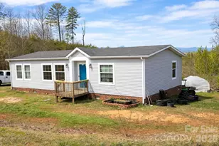 1735 Roy Caldwell St, Morganton, NC 28655 - Photo 1