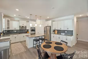 2441 Napa Terrace, Lake Wylie, SC 29710 - Photo 17