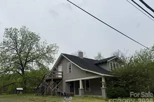 407 Davidson St, Thomasville, NC 27360 - Photo 13