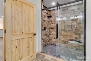 171 Cowtail Cv, Clyde, NC 28721 - Photo 31