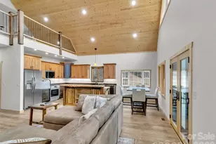 171 Cowtail Cv, Clyde, NC 28721 - Photo 5