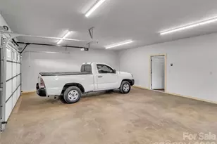 171 Cowtail Cv, Clyde, NC 28721 - Photo 39