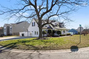 404 Brookhollow Dr, York, SC 29745 - Photo 3