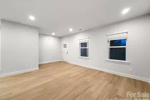 1566 7th Ave Dr, Hickory, NC 28602 - Photo 3