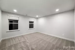 1566 7th Ave Dr, Hickory, NC 28602 - Photo 11