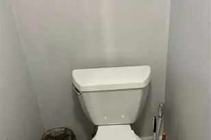 415 E Broad St, Statesville, NC 28677 - Photo 9