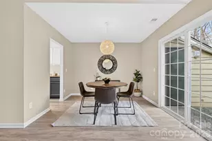 1047 Sardis Cove Dr, Charlotte, NC 28270 - Photo 11