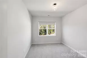 423 Vinroot Aly, Charlotte, NC 28217 - Photo 27