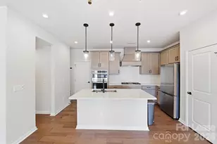 423 Vinroot Aly, Charlotte, NC 28217 - Photo 19