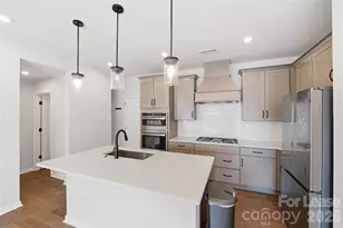 423 Vinroot Aly, Charlotte, NC 28217 - Photo 23