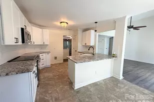 7712 Hickory Stick Pl, Charlotte, NC 28277 - Photo 9