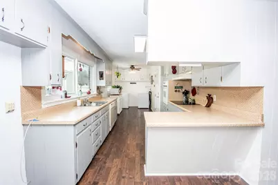 108 Robin Lane, Statesville, NC 28677 - Photo 15