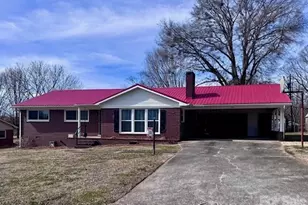 108 Robin Ln, Statesville, NC 28677 - Photo 3