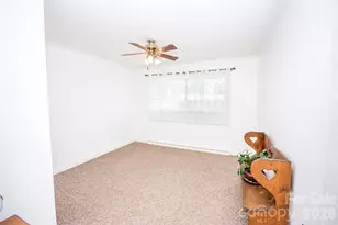 108 Robin Ln, Statesville, NC 28677 - Photo 19