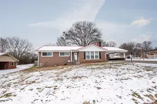 108 Robin Ln, Statesville, NC 28677 - Photo 1