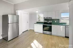 8907 E Franklin St, Mount Pleasant, NC 28124 - Photo 5