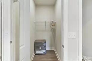 6400 Carver Blvd, Charlotte, NC 28269 - Photo 19