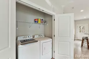 6400 Carver Blvd, Charlotte, NC 28269 - Photo 27