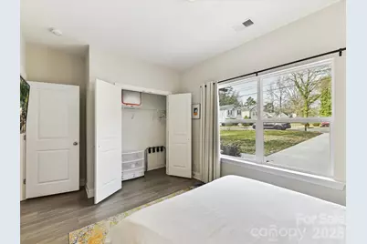 6400 Carver Boulevard, Charlotte, NC 28269 - Photo 25