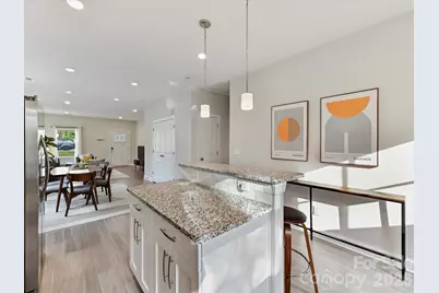 6400 Carver Boulevard, Charlotte, NC 28269 - Photo 11