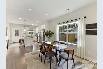 6400 Carver Boulevard, Charlotte, NC 28269 - Photo 5