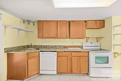 5394 S Nc 16 Business Hwy Drive, Maiden, NC 28650 - Photo 3