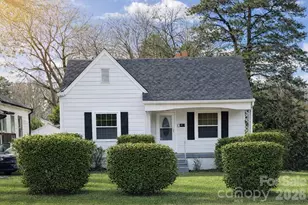 926 S York St, Gastonia, NC 28052 - Photo 1