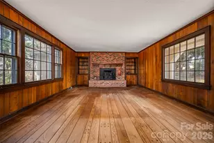 149 Woodbriar St, Forest City, NC 28043 - Photo 9