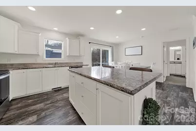 1810 Council Avenue, Statesville, NC 28625 - Photo 7