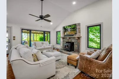 1821 Bearwallow Mountain Road, Hendersonville, NC 28792 - Photo 17