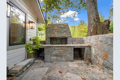 1821 Bearwallow Mountain Road, Hendersonville, NC 28792 - Photo 7