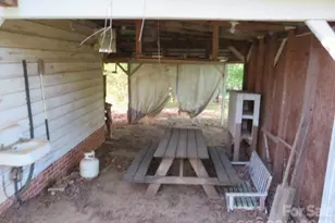 736 Country Club Dr, State Road, NC 28676 - Photo 23