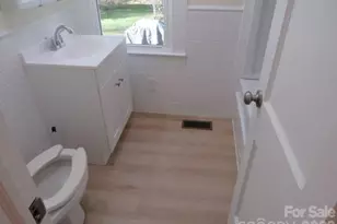 736 Country Club Dr, State Road, NC 28676 - Photo 9