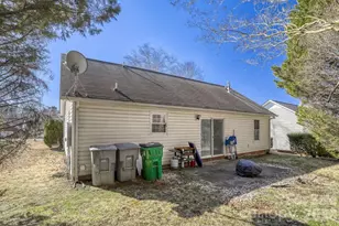 1412 Bells Knox Rd, Charlotte, NC 28214 - Photo 25