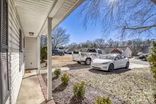 1412 Bells Knox Rd, Charlotte, NC 28214 - Photo 3