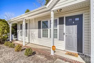 1412 Bells Knox Rd, Charlotte, NC 28214 - Photo 1