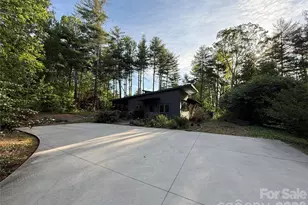 858 Mills Gap Rd, Fletcher, NC 28732 - Photo 3